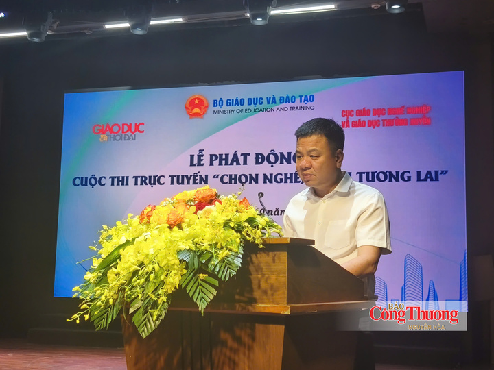 Nhà báo Triệu Ngọc Lâm - Tổng Biên tập Báo Giáo dục và Thời đại phát biểu tại lễ phát động.