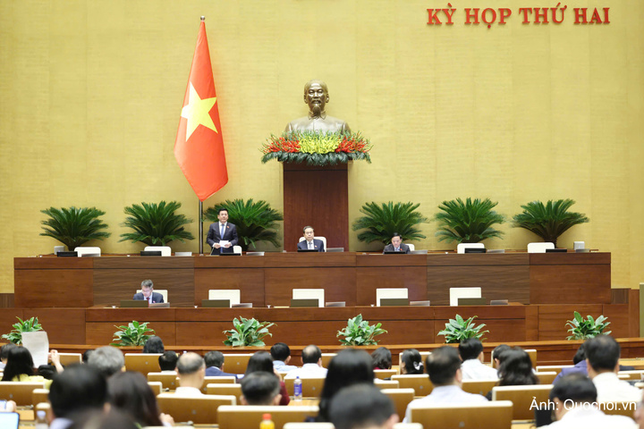 Toàn cảnh phiên họp