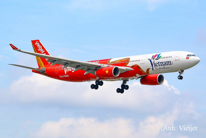 Tàu bay Vietjet