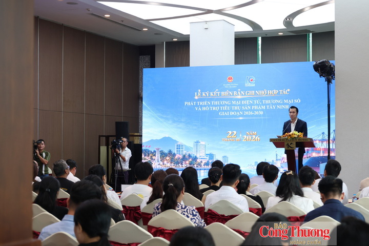 Lễ ký kết Biên bản ghi nhớ hợp tác phát triển thương mại điện tử, thương mại số và hỗ trợ tiêu thụ sản phẩm Tây Ninh giai đoạn 2026-2030.