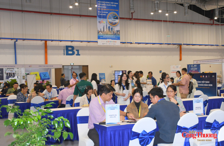 Khu vực kết nối giao thương tại hội chợ.