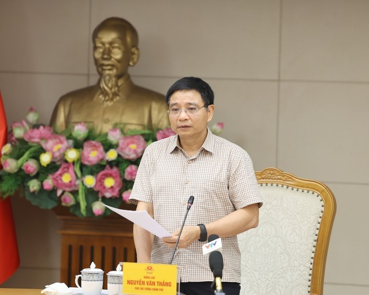 Phó Thủ tướng Nguyễn Văn Thắng chủ trì phiên họp thứ tư của Hội đồng điều hành Trung tâm Tài chính quốc tế.