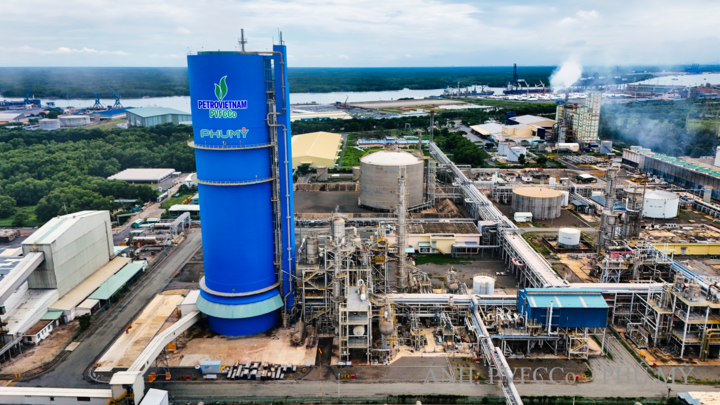 Nhà máy Đạm Phú Mỹ sử dụng công nghệ tiên tiến hàng đầu thế giới của Topsoe. Ảnh: Petrovietnam