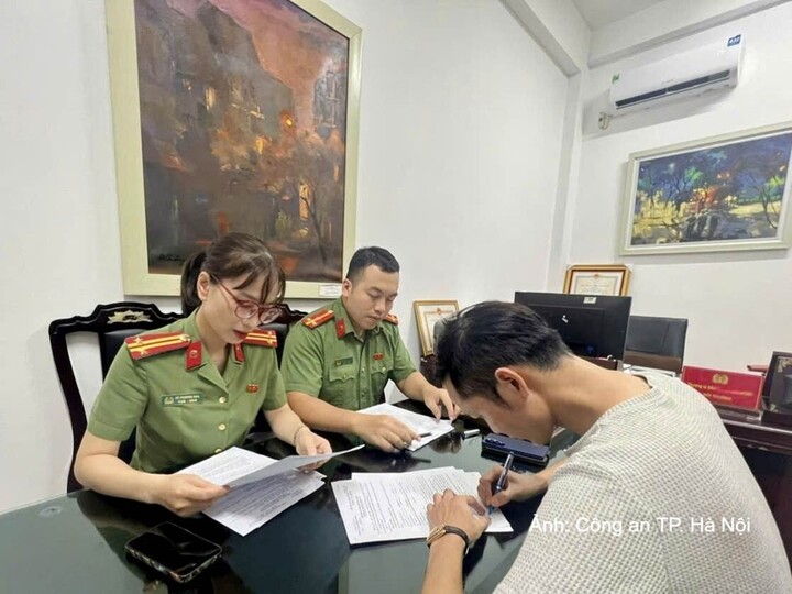 Phòng An ninh chính trị nội, Công an TP. Hà Nội lập biên bản xử phạt vi phạm hành chính đơn vị tổ chức cuộc thi "Hoa hậu Bản sắc Việt Nam 2026".