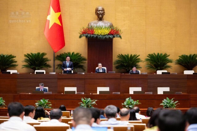 Ngày 24/10, Quốc hội khoá XVI tiếp tục chương trình Kỳ họp thứ 2. Ảnh: Quochoi.vn