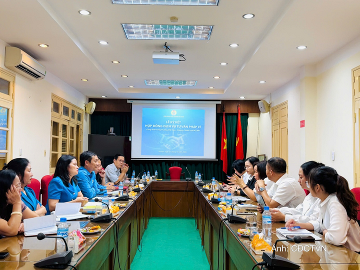Công đoàn Công Thương Việt Nam tổ chức ký kết hợp đồng dịch vụ tư vấn pháp lý với Công ty Luật TNHH BCLAW.