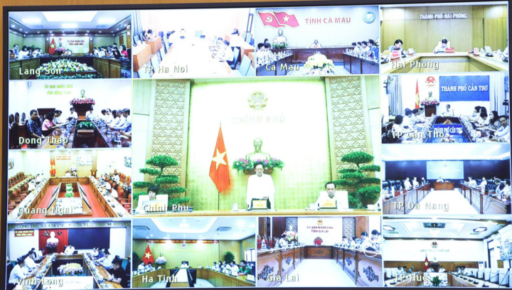 Hội nghị được kết nối trực tuyến đến đầu cầu UBND các tỉnh, thành phố. Ảnh: chinhphu.vn/Gia Huy