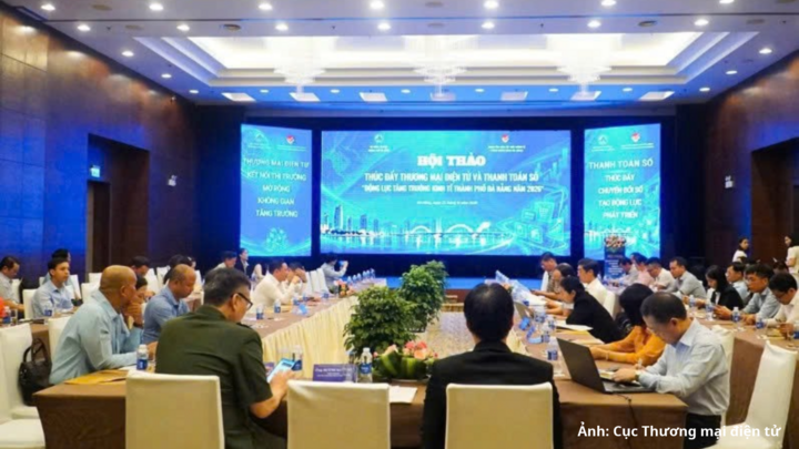 Toàn cảnh Hội thảo “Thúc đẩy thương mại điện tử và thanh toán số - Động lực tăng trưởng kinh tế thành phố Đà Nẵng năm 2026”.