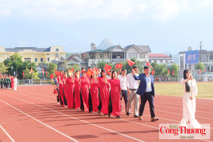 Lai Châu: Khai mạc Đại hội Thể dục thể thao lần thứ VI - 8