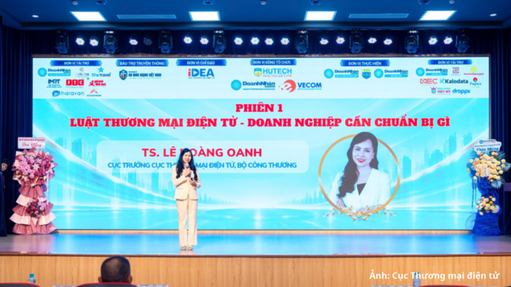 TS. Lê Hoàng Oanh, Cục trưởng Cục Thương mại điện tử (Bộ Công Thương).