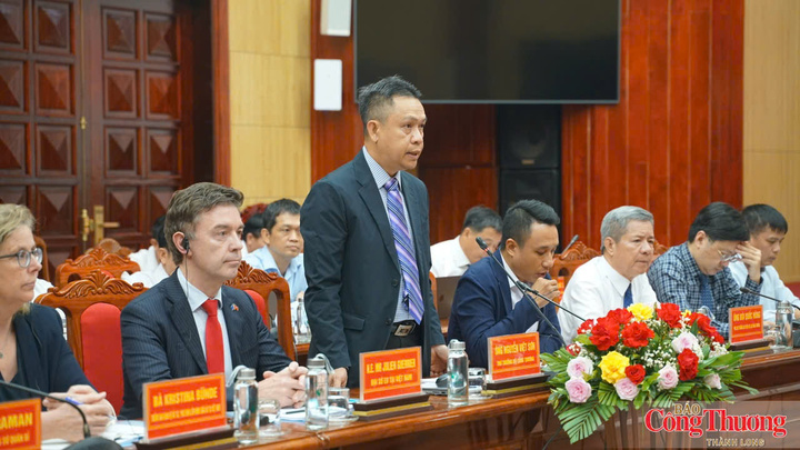 Thứ trưởng Bộ Công Thương Nguyễn Việt Sơn phát biểu tại buổi làm việc