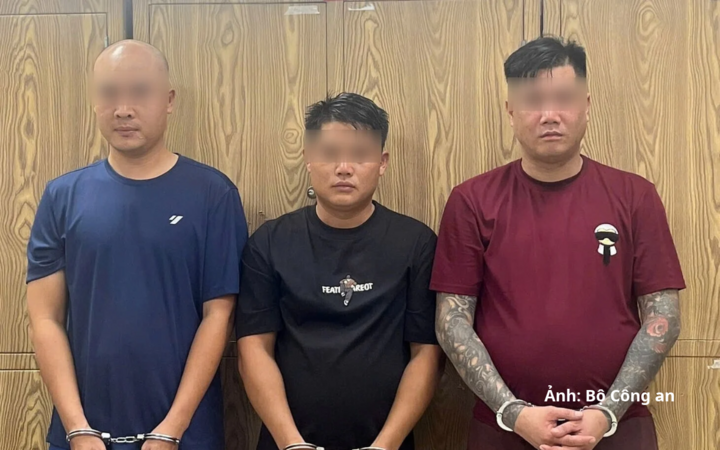 Cơ quan công an tạm giữ hình sự 3 đối tượng Phùng Văn Huy, Nguyễn Hữu Lợi và Đinh Ngọc Quý.