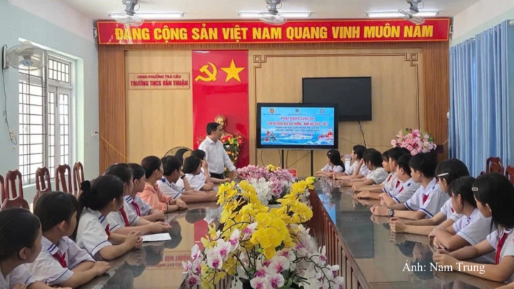Phát động Cuộc thi trực tuyến “Em yêu biển, đảo quê hương” năm học 2026 - 2027 tại Trường THCS Văn Thuận (tỉnh Quảng Ngãi).