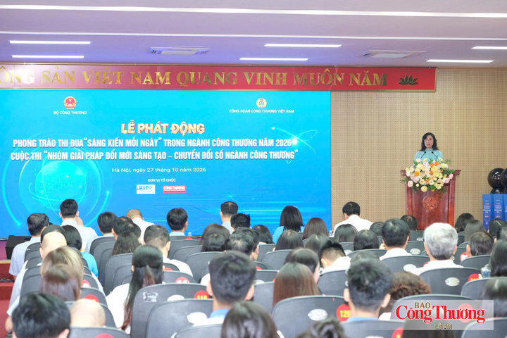 Toàn cảnh lễ phát động.