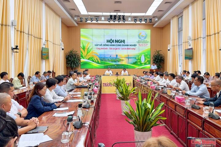 Quang cảnh tại hội nghị.