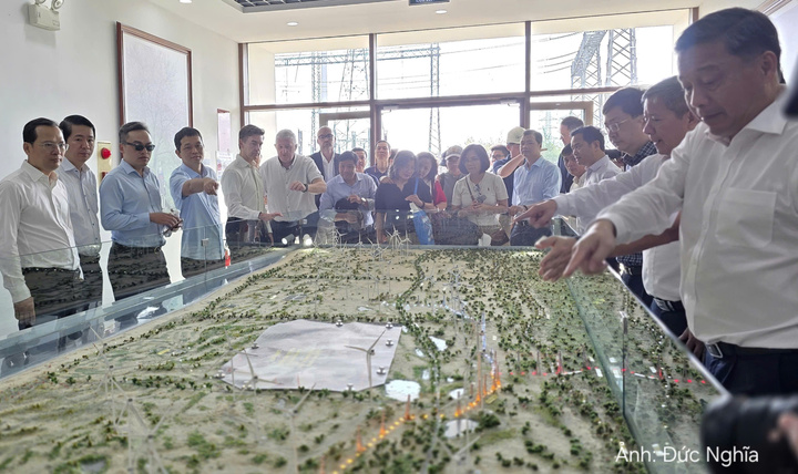 Chuyến thăm Cụm trang trại điện gió B&T góp phần tăng cường trao đổi giữa các bên, tạo cơ hội chia sẻ kinh nghiệm thực tiễn trong phát triển năng lượng sạch.