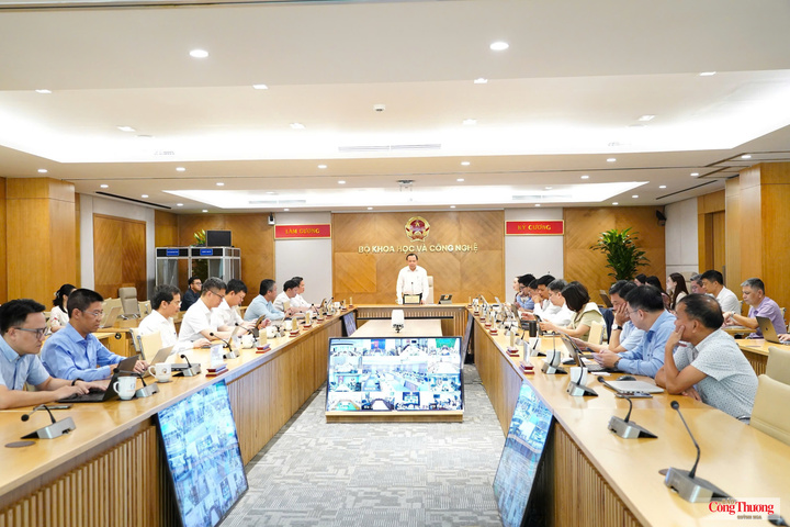 Bộ Khoa học và Công nghệ tổ chức Hội nghị trực tuyến với các Sở Khoa học và Công nghệ.