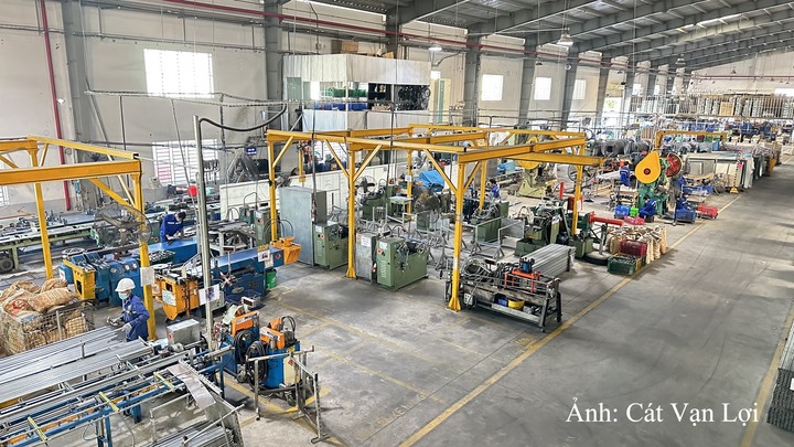 Hoạt động sản xuất vật tư cơ điện tại nhà máy Cát Vạn Lợi đạt chứng nhận UL Listed (Mỹ). Ảnh: Cát Vạn Lợi