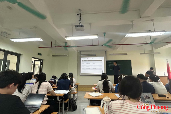 Trang bị kỹ năng nhận diện thông tin thiếu kiểm chứng giúp sinh viên trở thành người tiêu dùng có trách nhiệm.