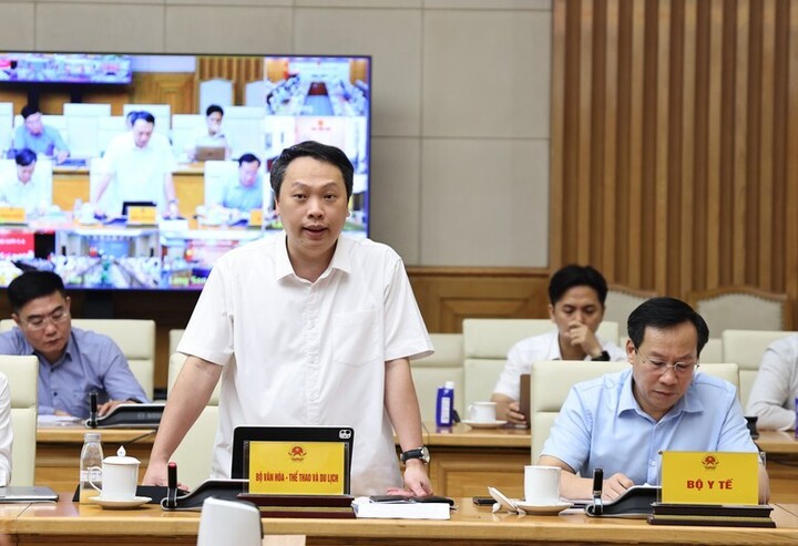 Các bộ, ngành trao đổi ý kiến tại buổi làm việc - Ảnh: chinhphu.vn/Thu Giang