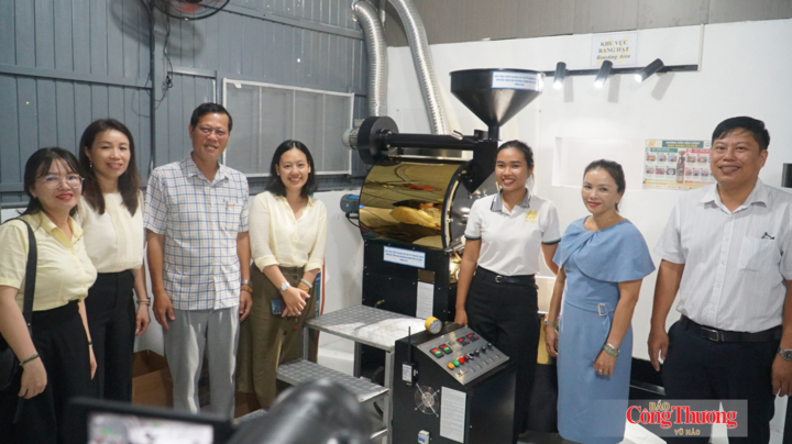 Nghiệm thu, bàn giao máy móc hỗ trợ cho Công ty TNHH Sản xuất, thương mại, xuất khẩu An Việt (phường Ngũ Hành Sơn).