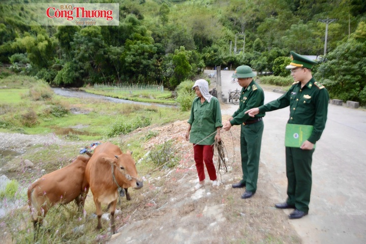 Cán bộ, chiến sĩ biên phòng đồn Pa Tần tích cực tham gia giúp dân phát triển kinh tế, giảm nghèo, xây dựng nông thôn mới và hỗ trợ các mô hình sinh kế phù hợp với điều kiện thực tế.