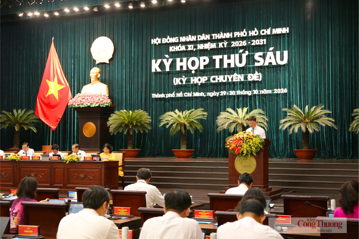Quang cảnh Kỳ họp thứ sáu (kỳ họp chuyên đề) HĐND TP. Hồ Chí Minh khóa XI, nhiệm kỳ 2026 - 2031, sáng 29/10.