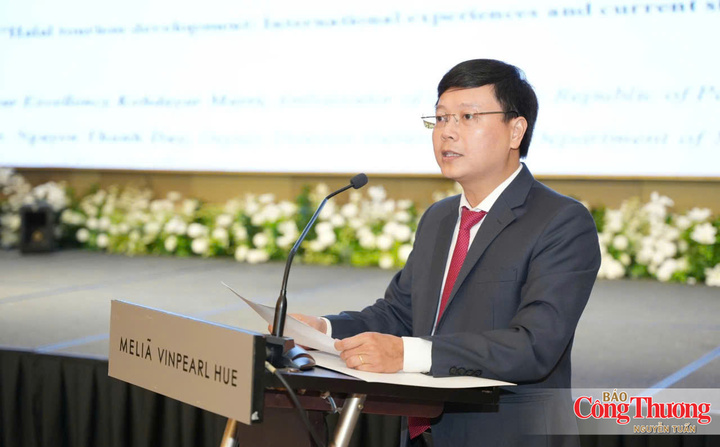 Ông Bùi Hoàng Minh, Phó Giám đốc Sở Khoa học và Công nghệ thành phố Huế phát biểu.