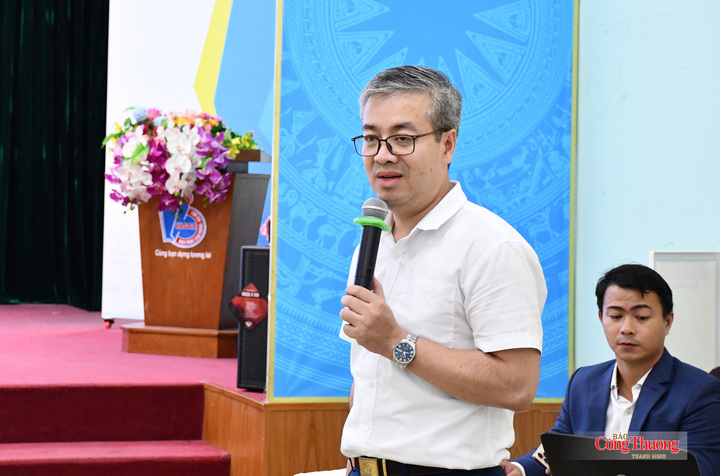 PGS.TS. Mai Văn Thắng, Trưởng phòng khoa học, Trường Đại học Luật, Đại học Quốc gia Hà Nội.