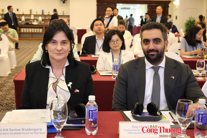 Các đại biểu tham dự hội thảo