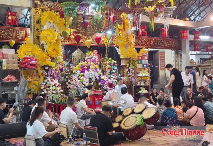 Hưng Yên hướng tới khai thác hiệu quả di sản, lễ hội truyền thống và làng nghề gắn với phát triển công nghiệp văn hóa, du lịch sinh thái, tâm linh. Ảnh minh họa
