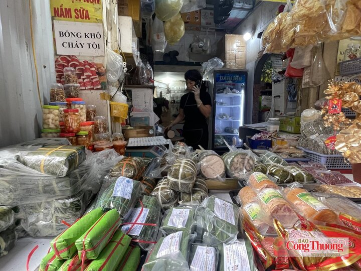 Thực phẩm chế biến sẵn tiện lợi nhưng cần kiểm soát an toàn.