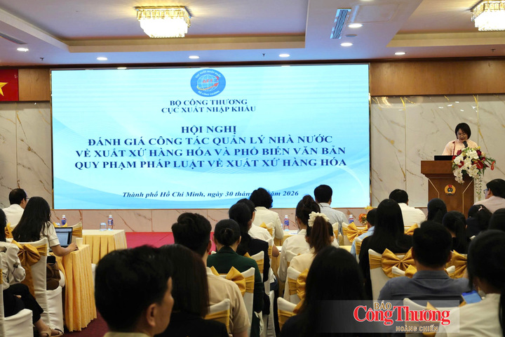 Cục Xuất nhập khẩu (Bộ Công Thương) tổ chức Hội nghị đánh giá công tác quản lý nhà nước về xuất xứ hàng hóa và phổ biến văn bản quy phạm pháp luật về xuất xứ hàng hóa chiều 30/10 tại TP. Hồ Chí Minh.