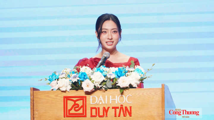 Hoa hậu Thế giới Việt Nam 2019 Lương Thùy Linh chia sẻ tại đêm chung kết.
