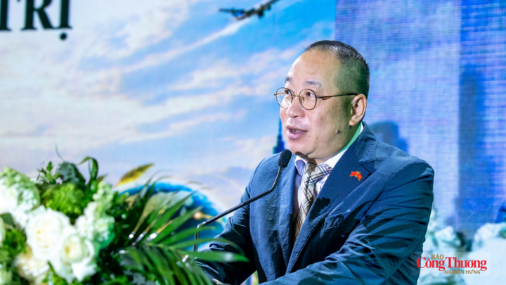 Ông Steve Bùi - Chủ tịch Hội đồng Doanh nghiệp Việt Nam - Trung Quốc phát biểu tại diễn đàn.