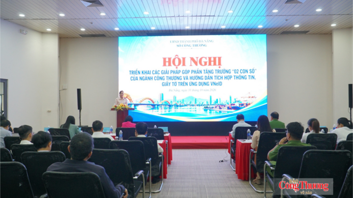 Hội nghị triển khai các giải pháp góp phần tăng trưởng hai con số của ngành Công Thương Đà Nẵng và hướng dẫn tích hợp thông tin giấy tờ trên ứng dụng VNeID