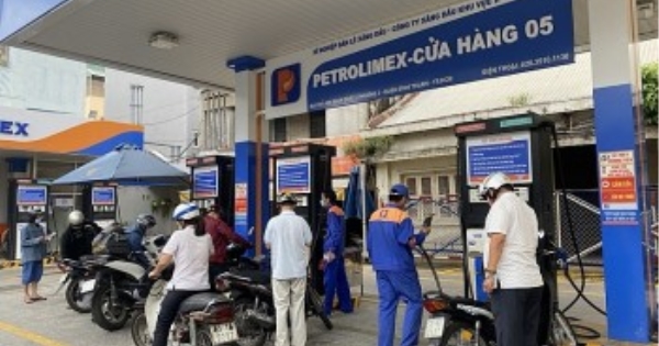 Giá xăng dầu hôm nay ngày 27/7/2024: Giá dầu thế giới bất ngờ giảm sốc