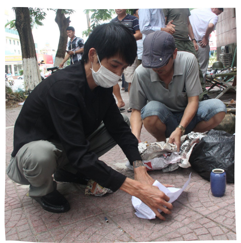 Dạo chợ đồ cổ độc nhất Nghệ An mỗi tuần chỉ họp một phiên Dạo chợ đồ cổ độc nhất Nghệ An mỗi tuần chỉ họp một phiên