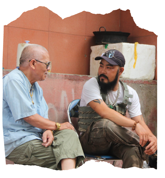 Dạo chợ đồ cổ độc nhất Nghệ An mỗi tuần chỉ họp một phiên Dạo chợ đồ cổ độc nhất Nghệ An mỗi tuần chỉ họp một phiên