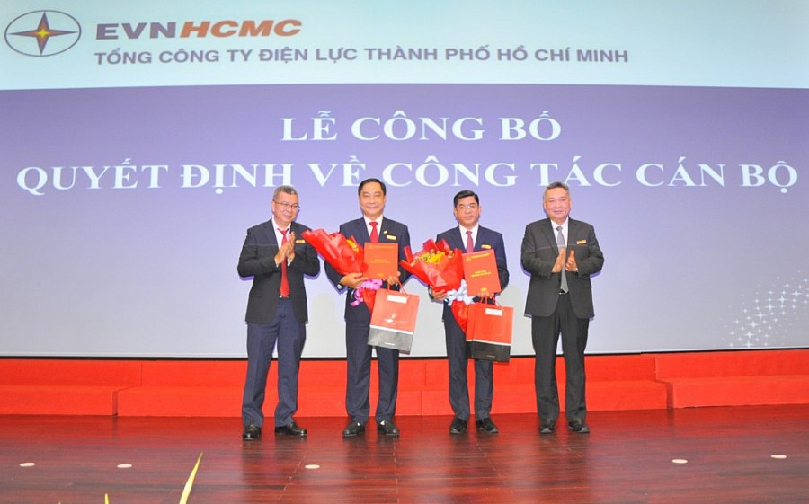 Trao quyết định bổ nhiệm hai Phó Tổng giám đốc Điện lực TP. Hồ Chí Minh