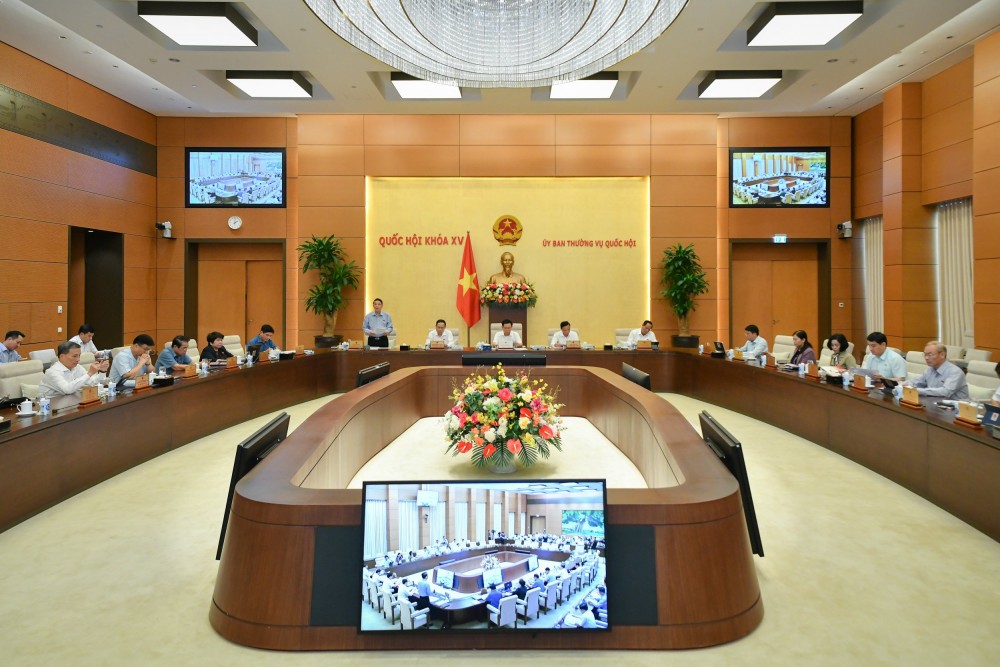 Bộ trưởng Nguyễn Hồng Diên: Hoàn thiện thể chế bảo vệ quyền lợi người tiêu dùng Bộ trưởng Nguyễn Hồng Diên: Hoàn thiện thể chế bảo vệ quyền lợi người tiêu dùng