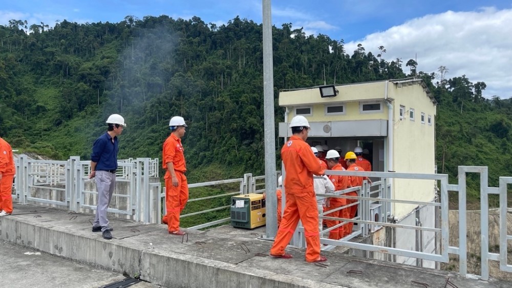 Công ty Thủy điện Sông Bung thực hiện công tác Tổng kiểm tra và diễn tập Phòng chống thiên tai và tìm kiếm cứu nạn năm 2022
