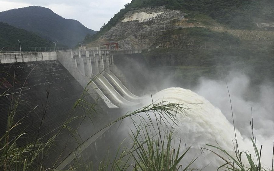 Thủy điện Khe Bố vận hành điều tiết nước hồ chứa vào 15 giờ 14 phút ngày 22/8 Thủy điện Khe Bố vận hành điều tiết nước hồ chứa vào 15 giờ 14 phút ngày 22/8