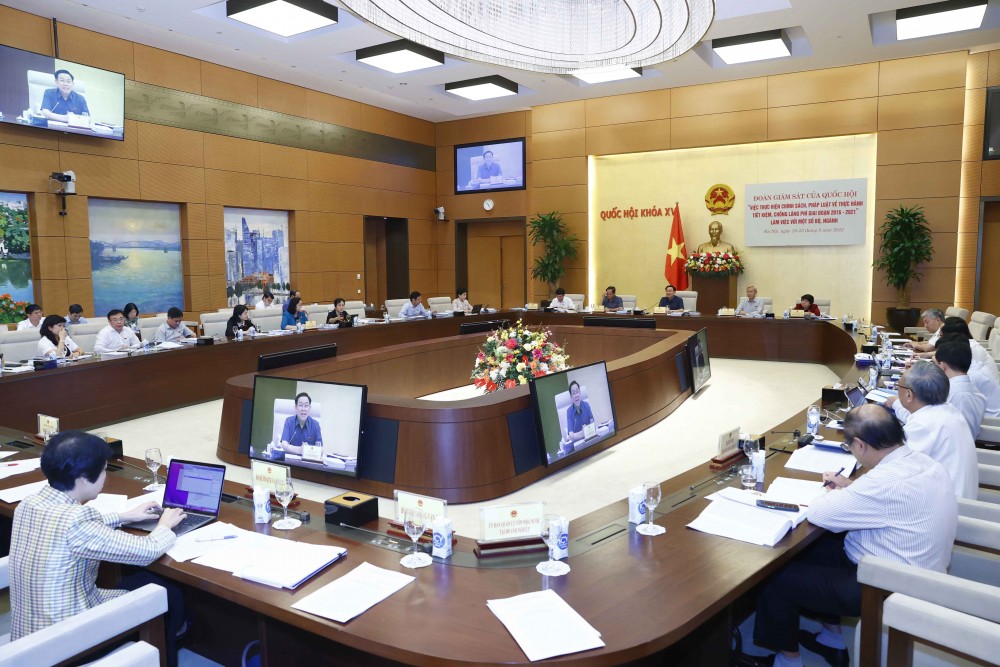 Chủ tịch Quốc hội: Một đồng mà không cần thiết thì cũng không chi Chủ tịch Quốc hội: Một đồng mà không cần thiết thì cũng không chi