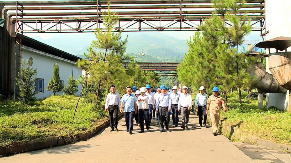 Phó Thủ tướng Lê Minh Khái kiểm tra Nhà máy DAP-2 Lào Cai và Nhà máy gang thép Lào Cai