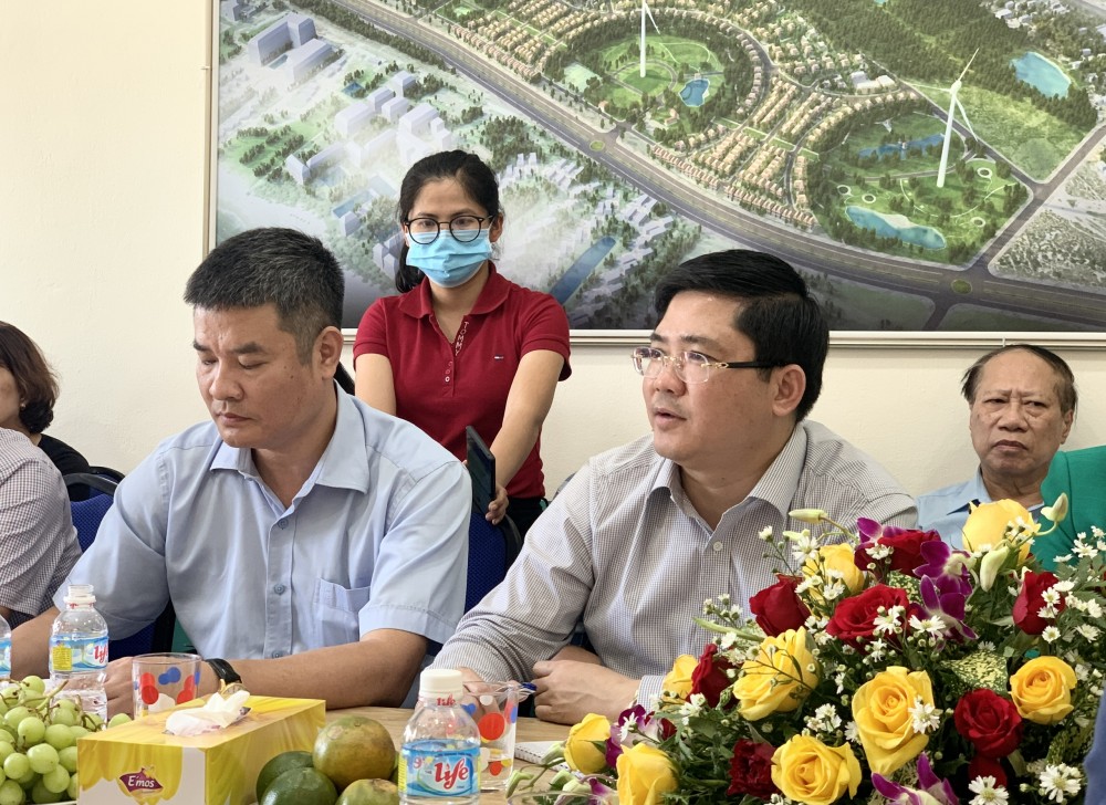 Đoàn công tác Uỷ ban Khoa học, Công nghệ và Môi trường Quốc hội thăm và làm việc tại nhà máy Phong Điện Phương Mai 3 Đoàn công tác Uỷ ban Khoa học, Công nghệ và Môi trường Quốc hội thăm và làm việc tại nhà máy Phong Điện Phương Mai 3