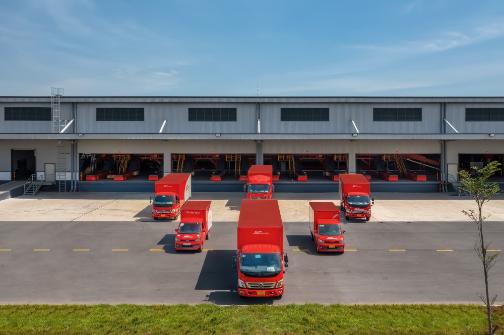 Logistics 5.0: Doanh nghiệp cần chuẩn bị sẵn sàng gì để tiên phong? Logistics 5.0: Doanh nghiệp cần chuẩn bị sẵn sàng gì để tiên phong?