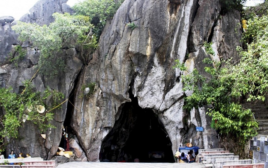 Vẻ đẹp mê hoặc của thánh đường bằng đá ở Nghệ An Vẻ đẹp mê hoặc của thánh đường bằng đá ở Nghệ An