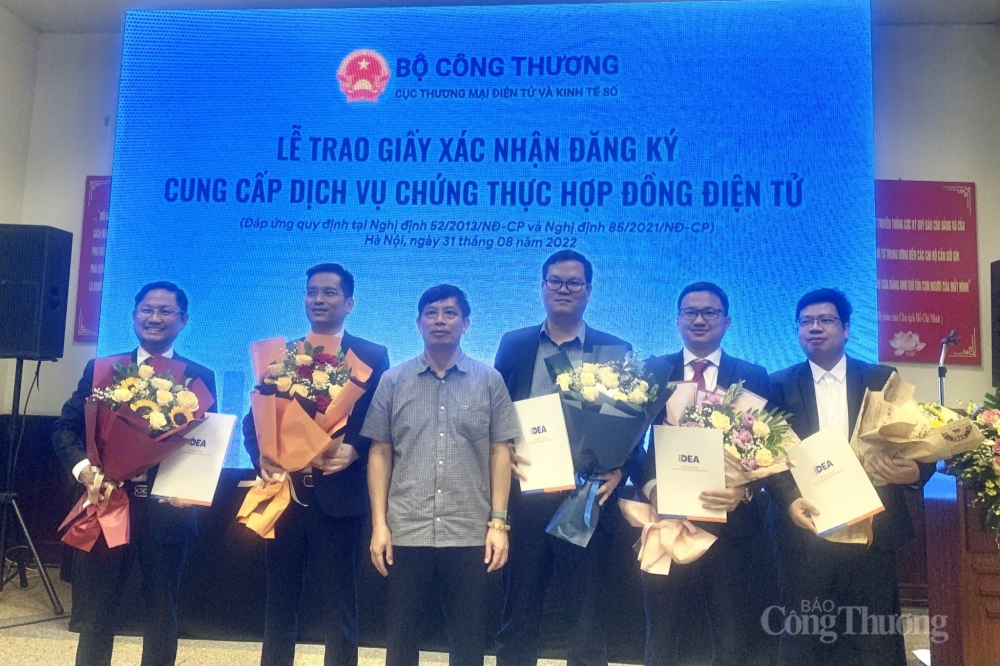 Bộ Công Thương cấp Giấy xác nhận đăng ký cung cấp dịch vụ chứng thực hợp đồng điện tử cho 5 doanh nghiệp Bộ Công Thương cấp Giấy xác nhận đăng ký cung cấp dịch vụ chứng thực hợp đồng điện tử cho 5 doanh nghiệp