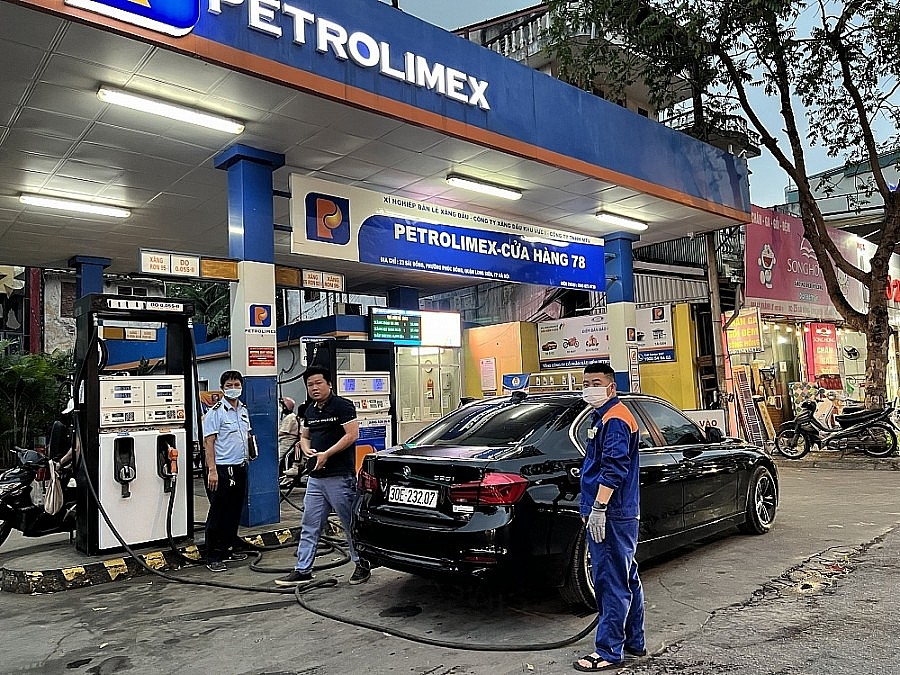 Quản lý thị trường Hà Nội: Hỏa tốc tăng cường kiểm soát cửa hàng xăng dầu dịp lễ 2/9
